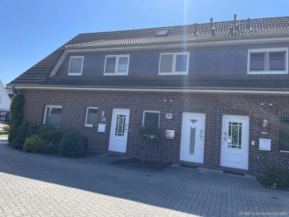 geräumige Obergeschosswohnung zu vermieten