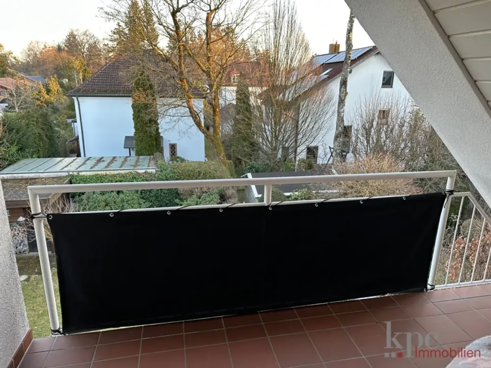 Exklusives 2-Zimmer DG-Atelier in München West! Komplett möbliert! Südloggia! Ruhige Toplage!