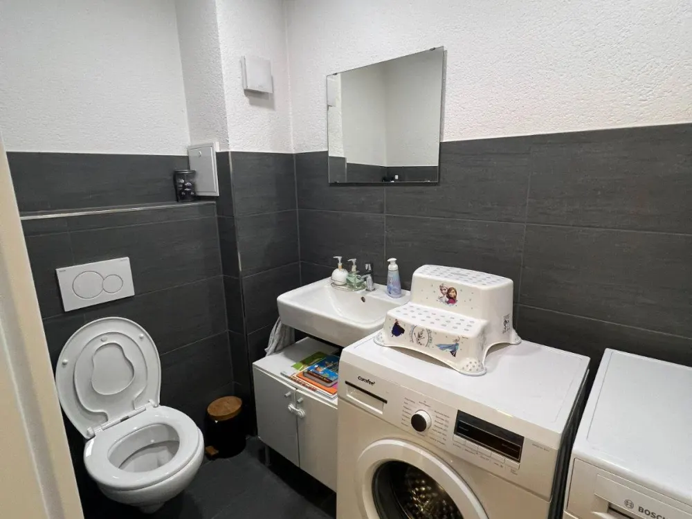 Große 3 Zimmer 100qm Wohnung in Sindelfingen