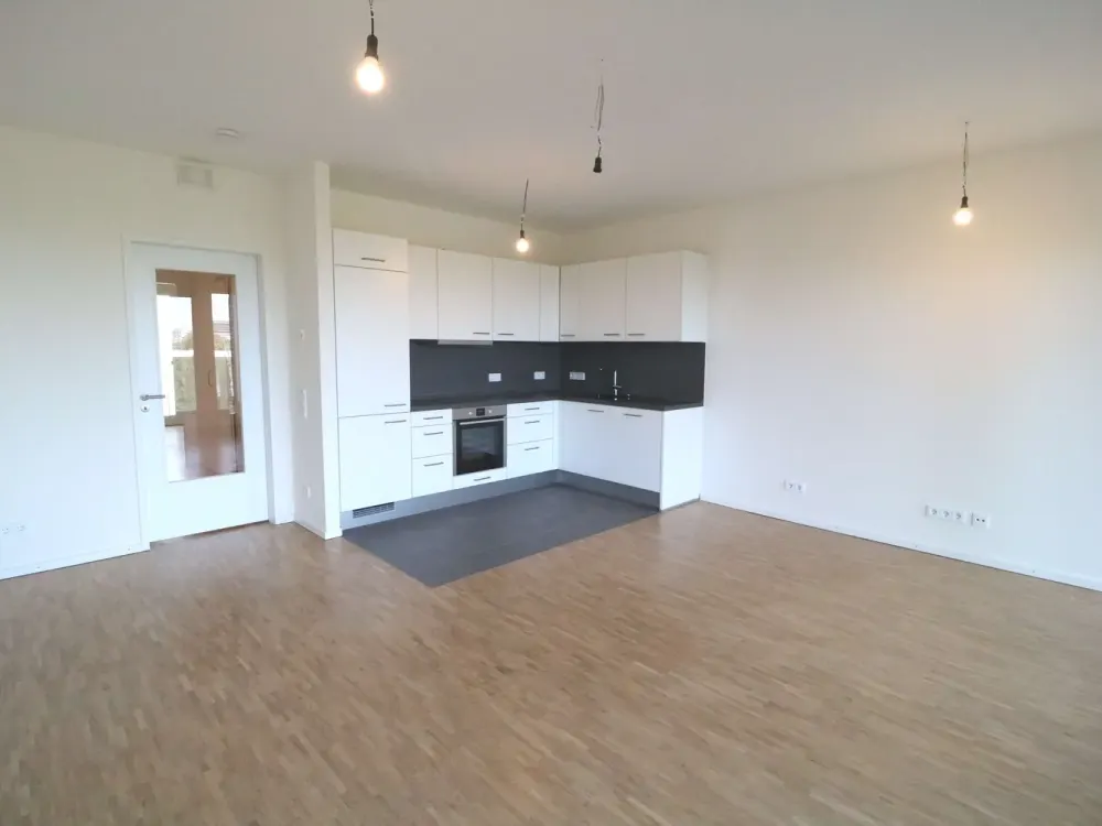 Grünes Wohnen in der HafenCity, Attraktive 2- Zimmer- Wohnung mit Balkon und Loggia