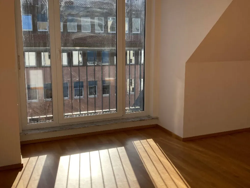 Geräumige 2 Zimmerwohnung im Zentrum Nordost!