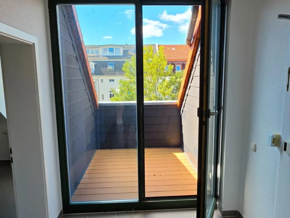 schicke 3-Raum Masionettewohnung mit Balkon und EBK