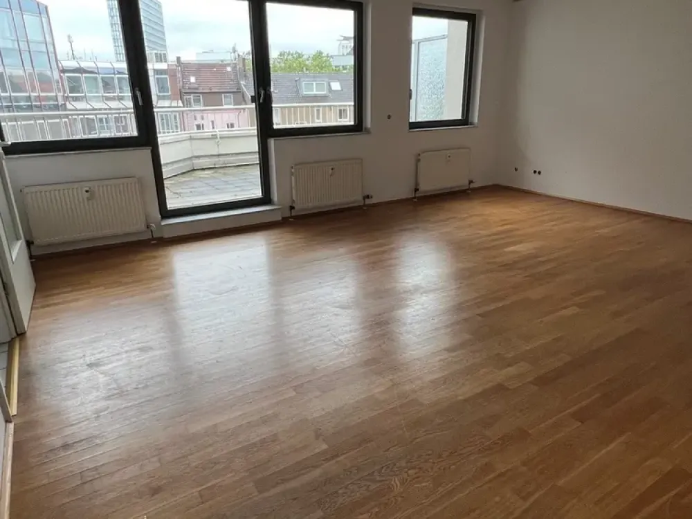Nachmieter für neu renovierte 2-Zimmer-Wohnung gesucht