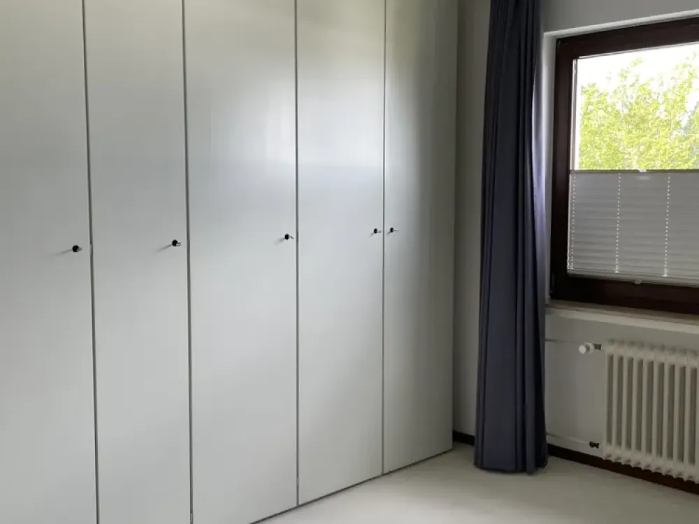 ruhige, helle Wohnung