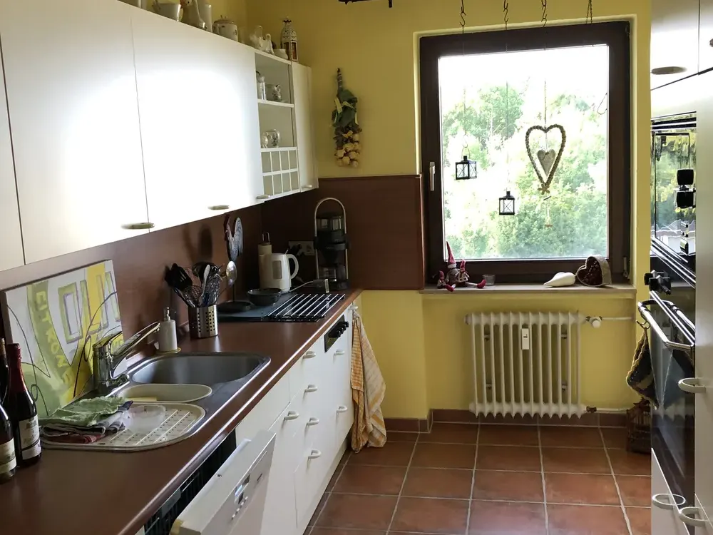 ruhige, helle Wohnung