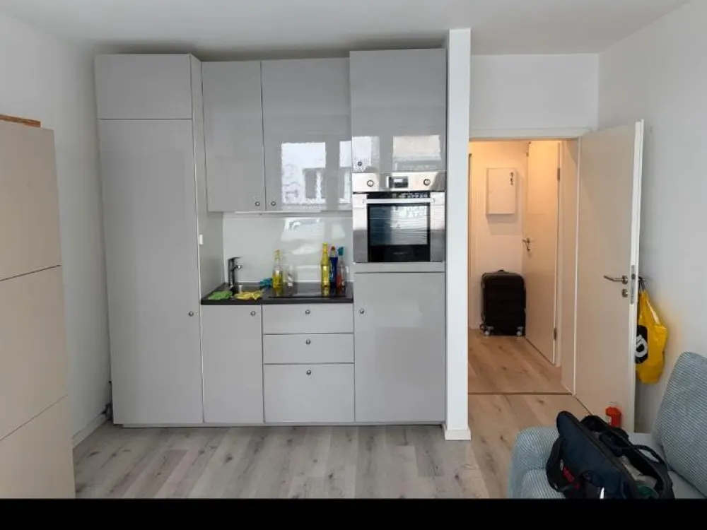 Wohnung am Friesenplatz ab September zu vermieten