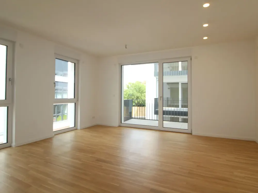 Erster Monat kaltmietfrei! Moderne 2-Zimmerwohnung mit Balkon ruhigem Hinterhaus!