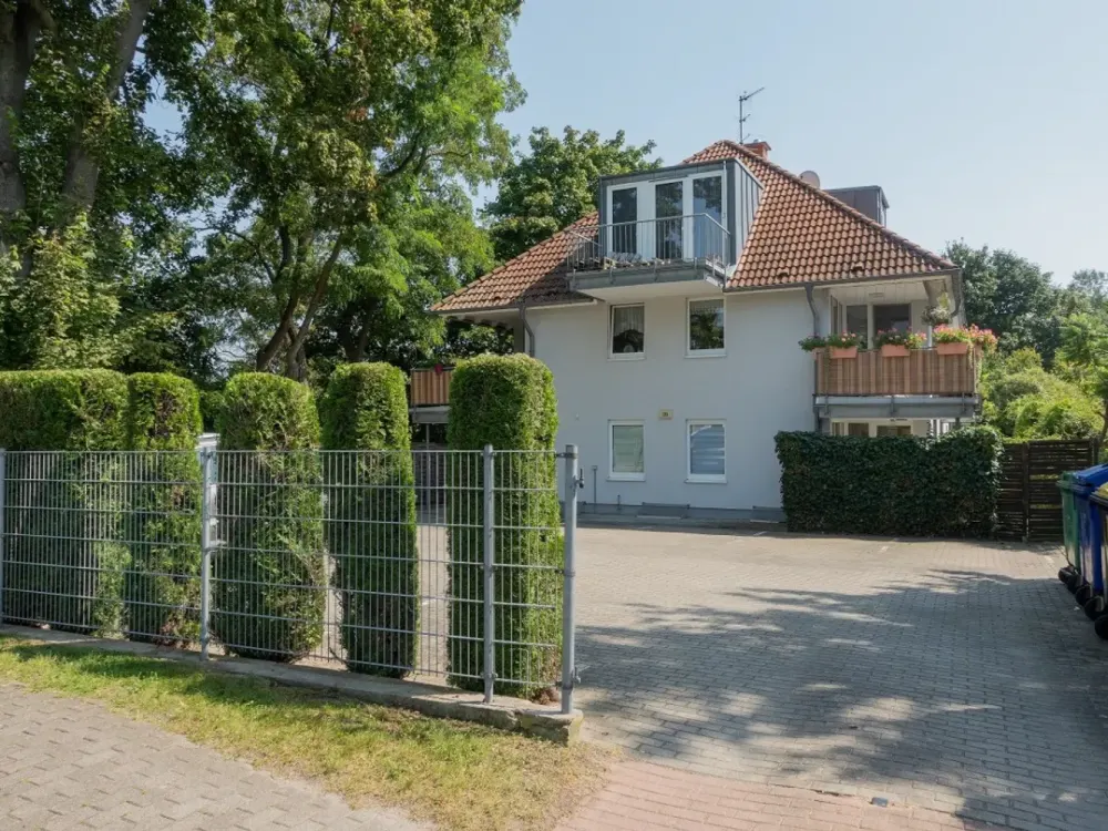 Gemütliche 1-Zimmer-Wohnung mit Terrasse und Garten in Schönefeld