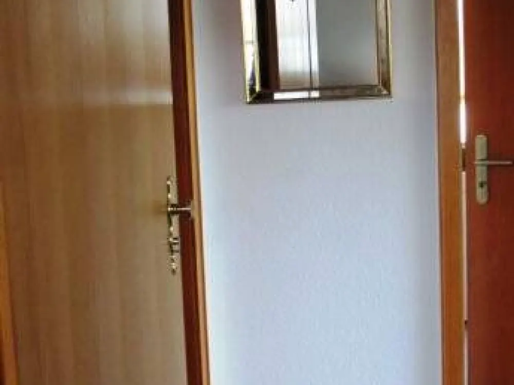 * KAISERSWERTH-TOP VOLL-MÖBLIERTE WHG-BALKON *