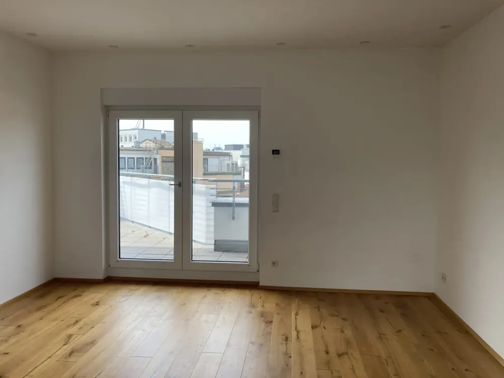 Ankommen, aufatmen, genießen: Dachterrassen-Wohnung in zentraler Bestlage