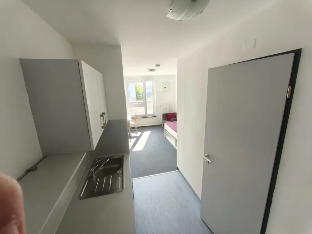 87 // Student Apartment in City Location