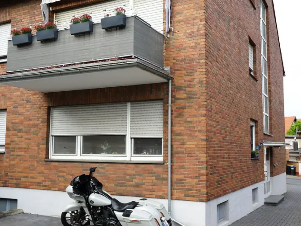 Bezugsfrei ab 01.10.2026: 2-Zimmer-Wohnung mit Garage.