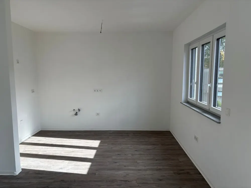 bezugsfertiger Neubau - 2-Zimmer-Whg. mit Balkon oder Terrasse - offene Küche