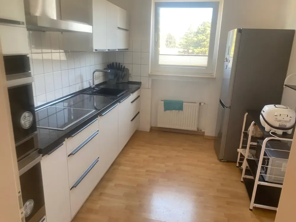 Fully Furnished 2 bedrooms Apartment + Fully equipped kitch in Düsseldorf-Lörick (Warm rent €1650)