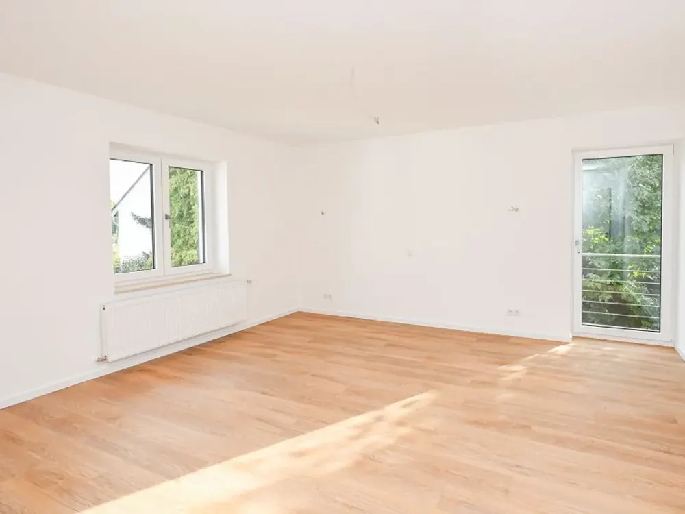 Erstbezug nach Sanierung: 4-Zimmer-Wohnung in Bemerode!