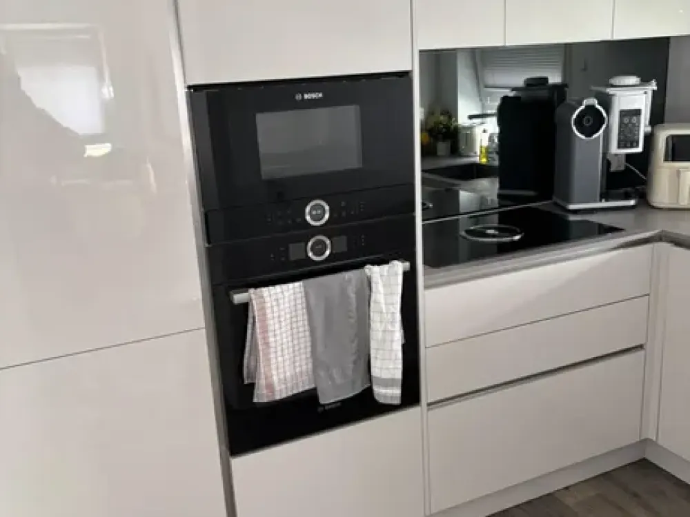 Renovated, fully furnished 2.5-room apartment near Bosch