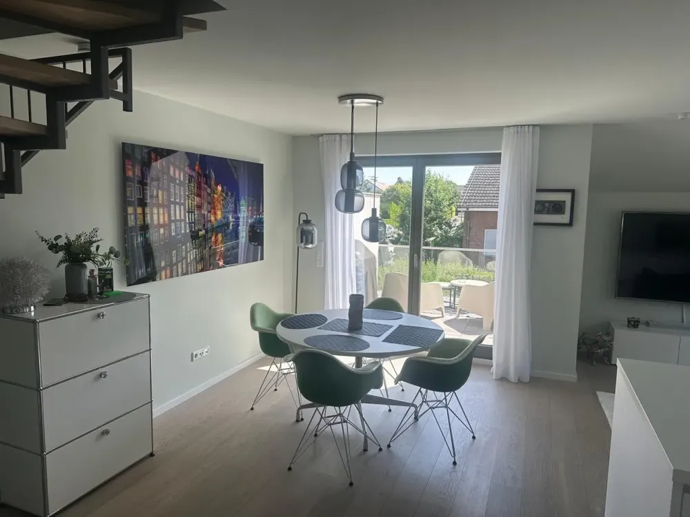 Hochwertige Maisonettewohnung für Singles oder Paare
