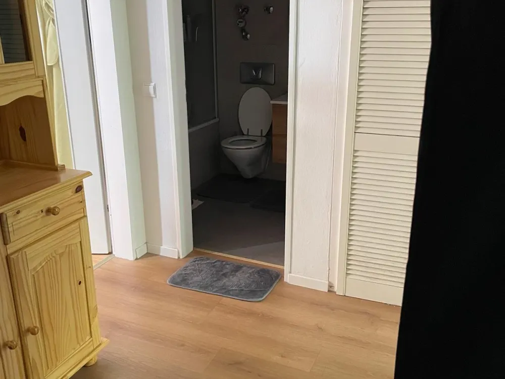 2-Zi Wohnung für einen Monat Untermiete ohne Anmeldung