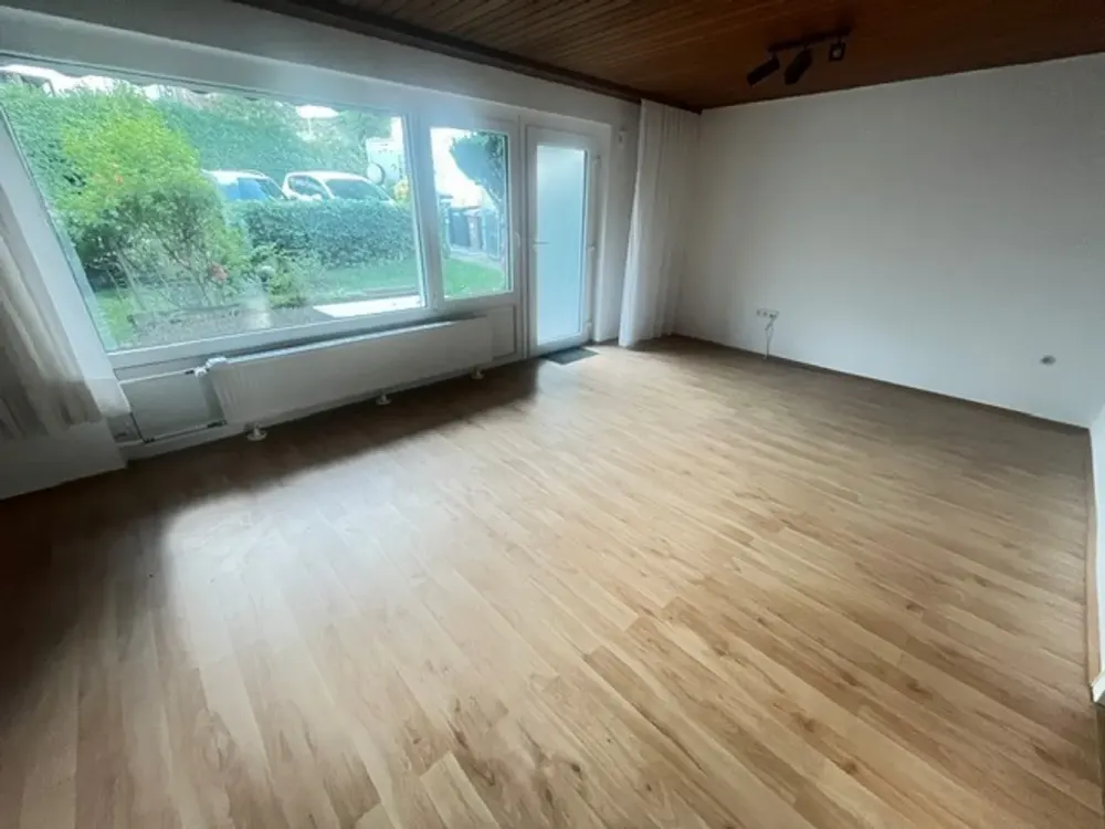 Aichwald-Aichschieß: Gepflegte 2-Zimmer Wohnung in ruhiger Lage