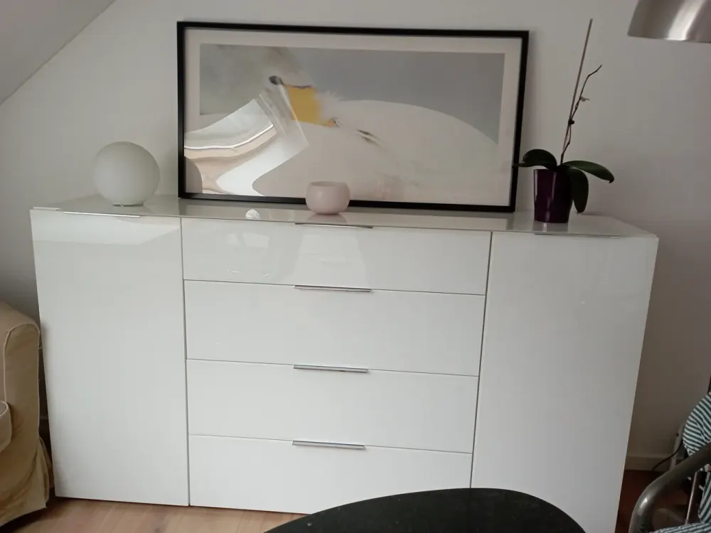Kaarst 1-Zimmer Wohnung für berufstätige Person, modern möbliert renoviert idyllische ruhige Lage