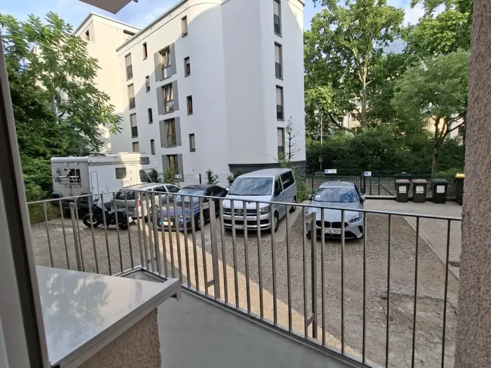 AMBIENT LIVING: WG geeignet! Komplett renovierte 3 Zimmerwohnung nahe dem Zoo!