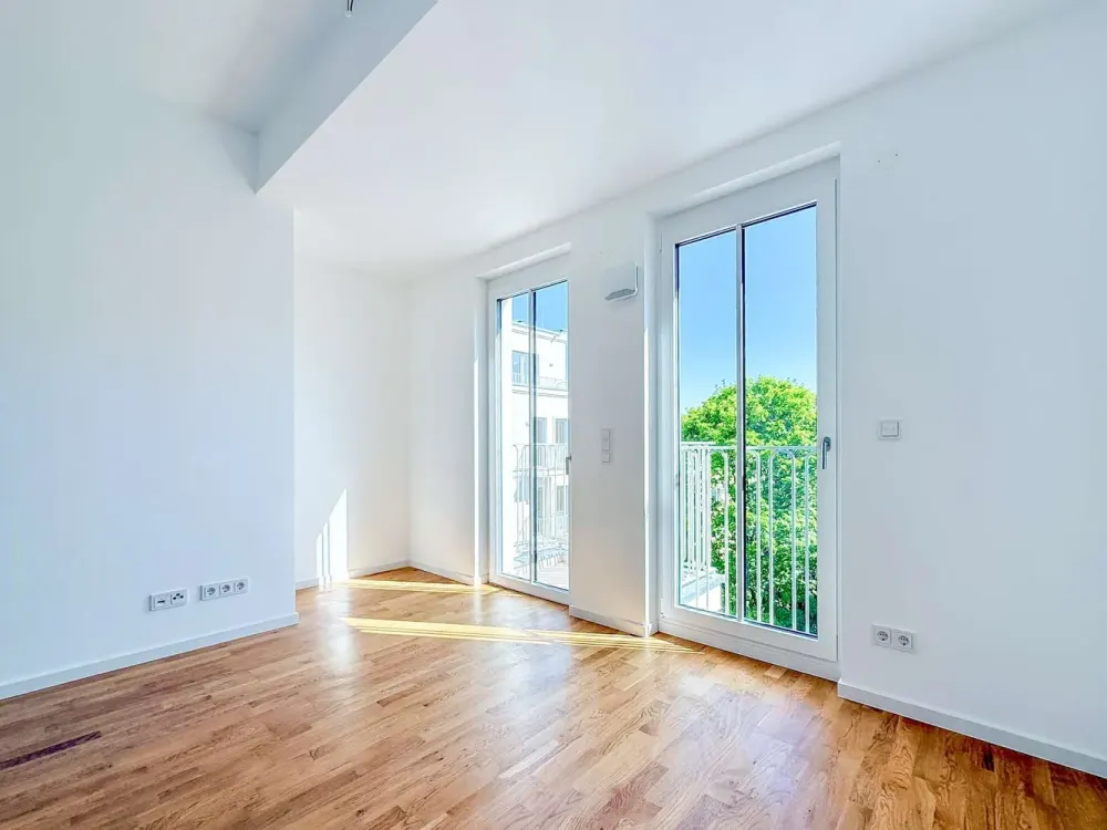 Geräumige 2-Zimmerwohnung mit Gartenzugang - schnell zum KuDamm