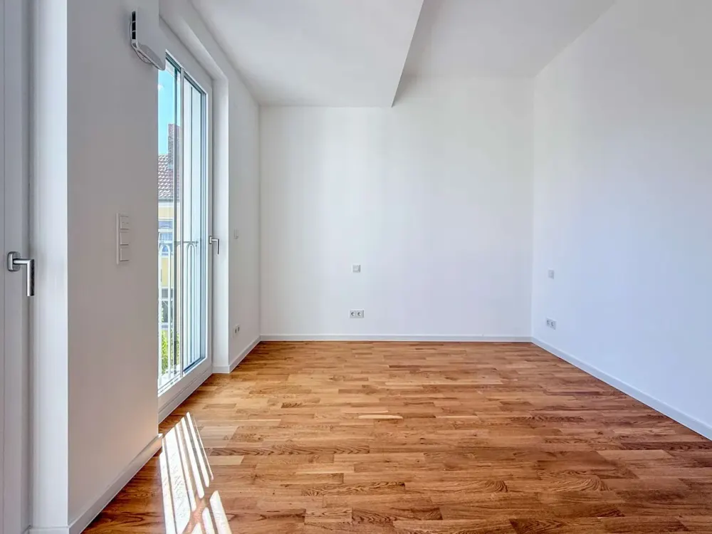Geräumige 2-Zimmerwohnung mit Gartenzugang - schnell zum KuDamm