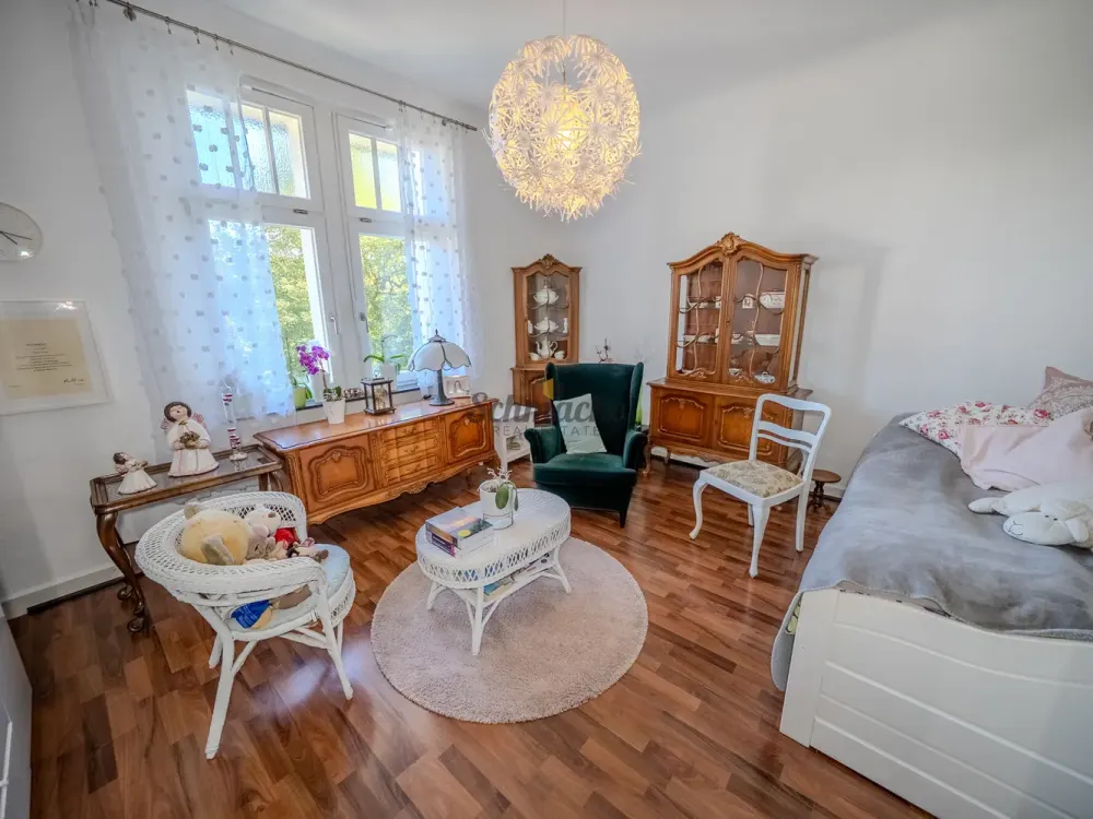شقة فسيحة وجميلة في فيلا على طراز Jugendstil معتنى بها في HA-Haspe