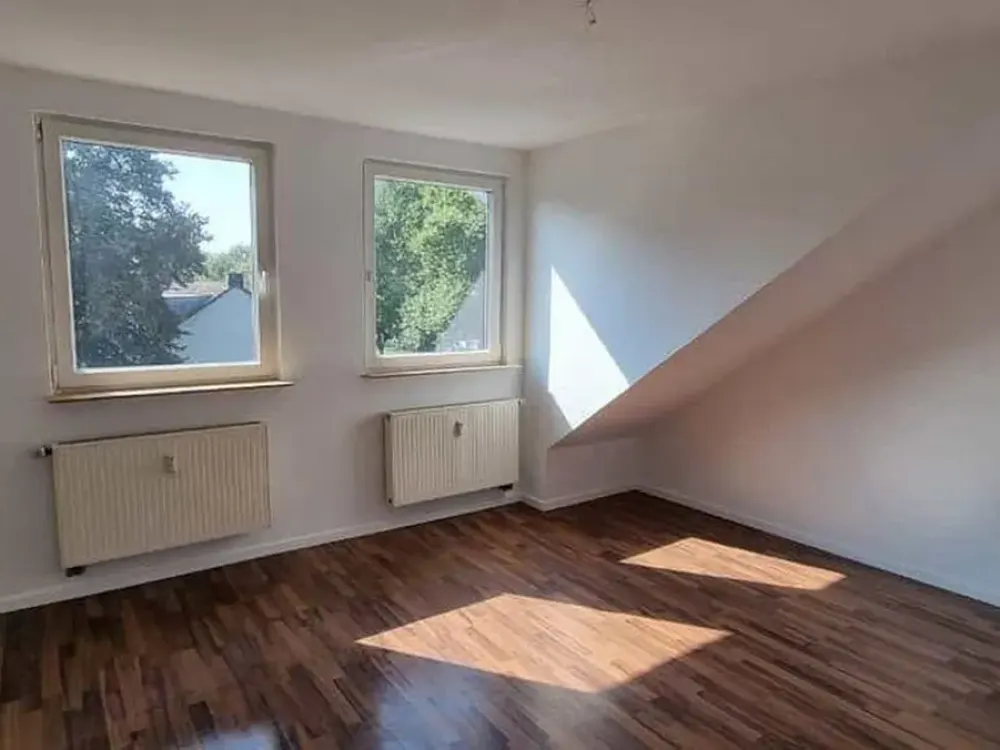Beautiful, Quietly Located Three-Room Apartment in Dortmund-Wambel