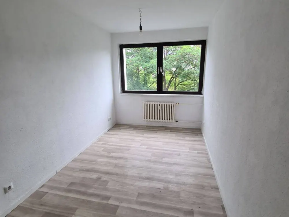 Verwirklichen Sie Ihre Wohnträume - 4-Zimmer-Wohnung mit Balkon!