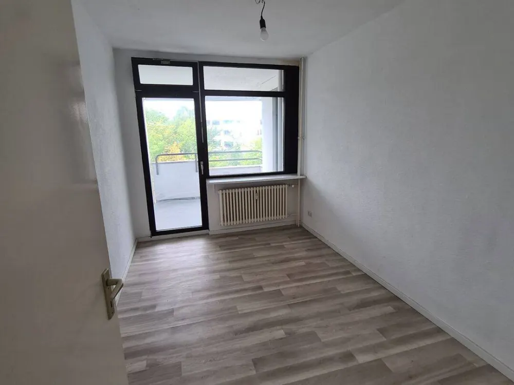 Verwirklichen Sie Ihre Wohnträume - 4-Zimmer-Wohnung mit Balkon!