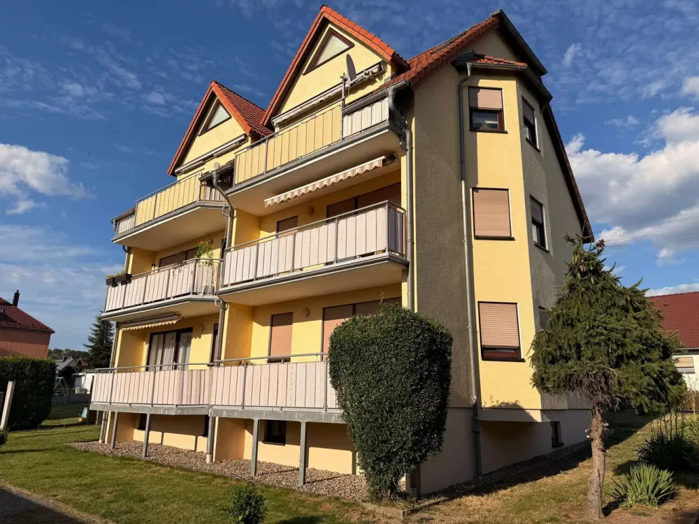 Quiet Location - Dream Apartment - Step Right In