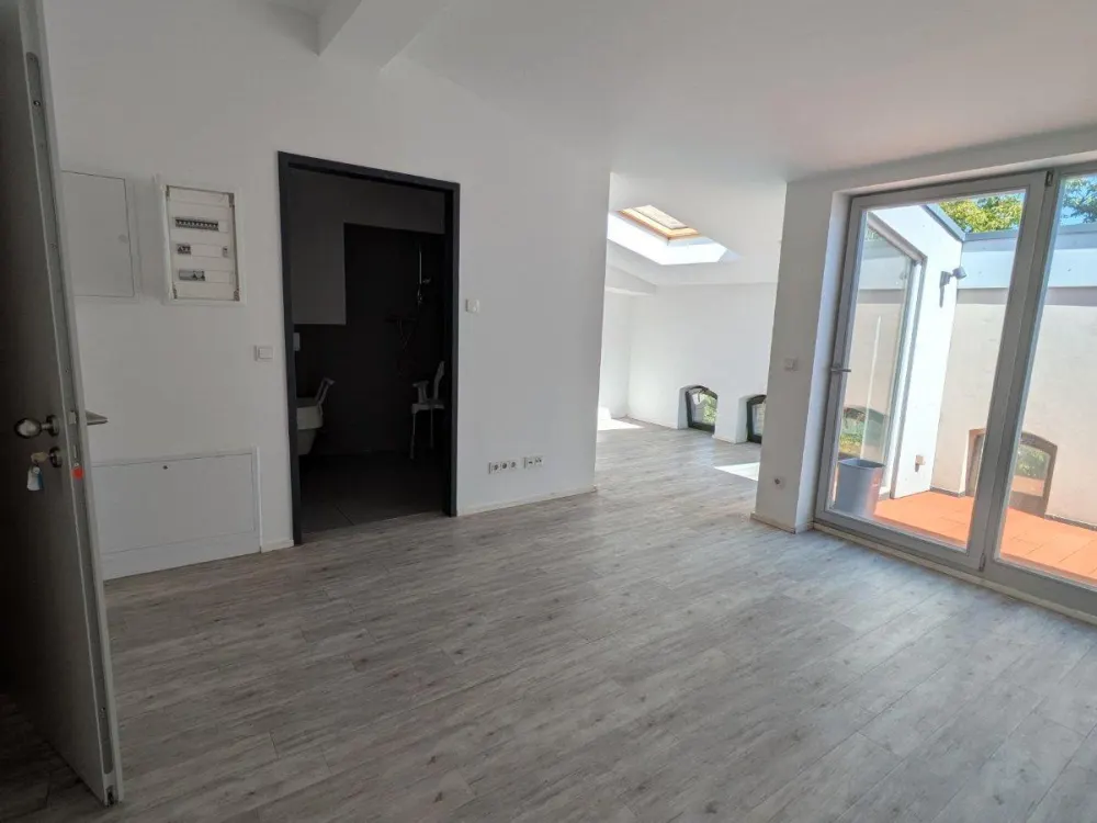 Betreutes Wohnen- renovierte 1-Raum Wohnung in Gohlis