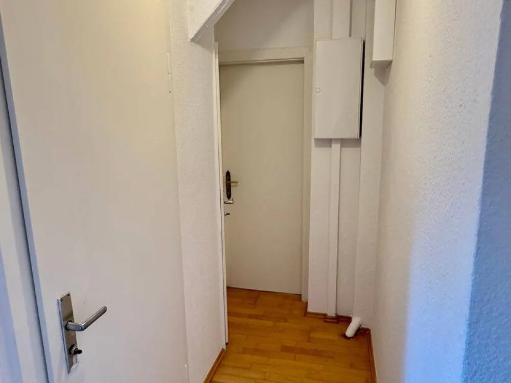 1 Zimmer frei in moderner 5er-Männer-WG in Erlenstegen • neue Küche • frisch renoviert • Wohnen im Grünen