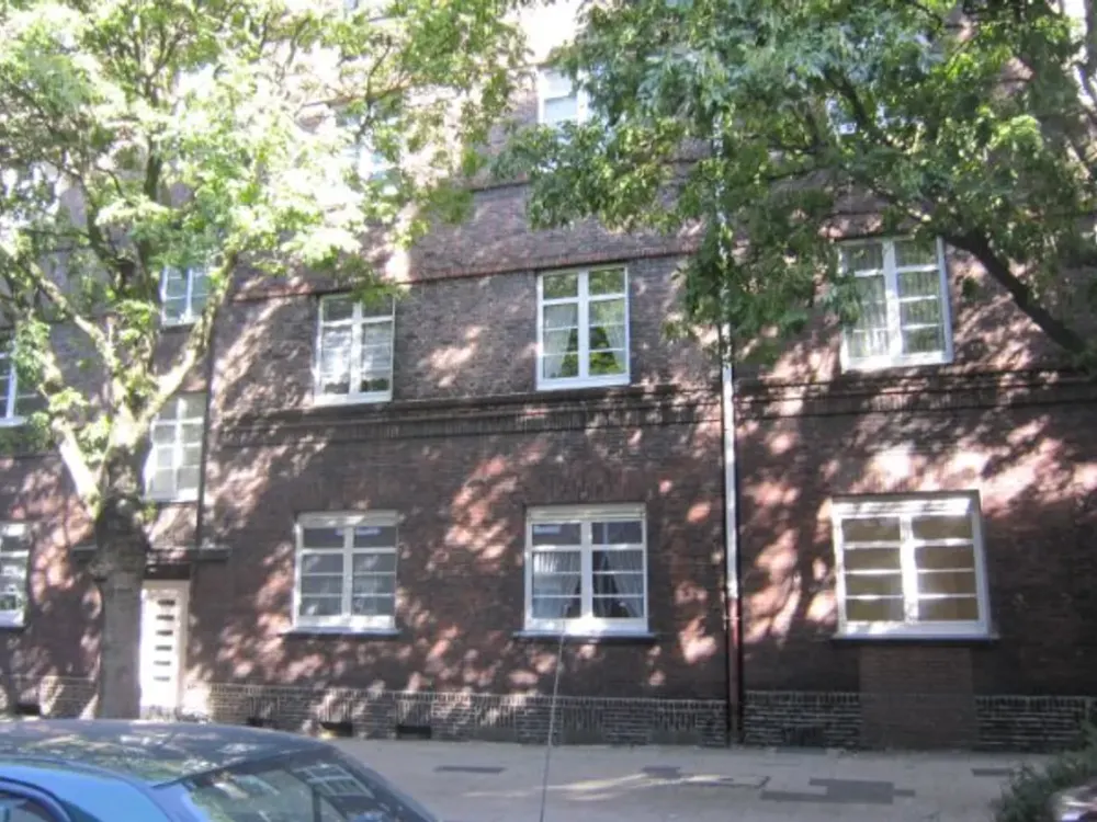 Großzügige 2- Zimmer Wohnung in zentraler Lage!