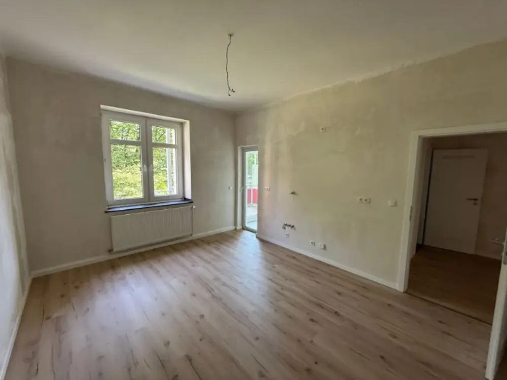 Großzügige 2- Zimmer Wohnung in zentraler Lage!