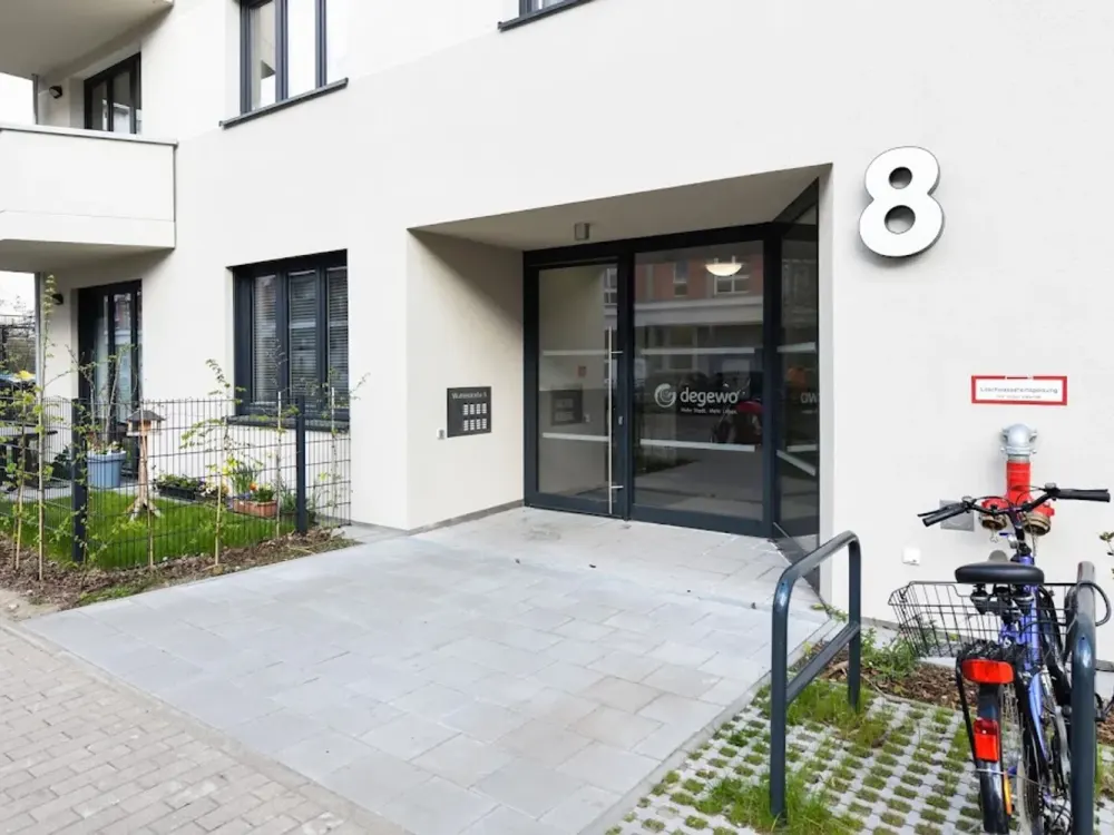 Helle 4 Raum Wohnung mit Balkon