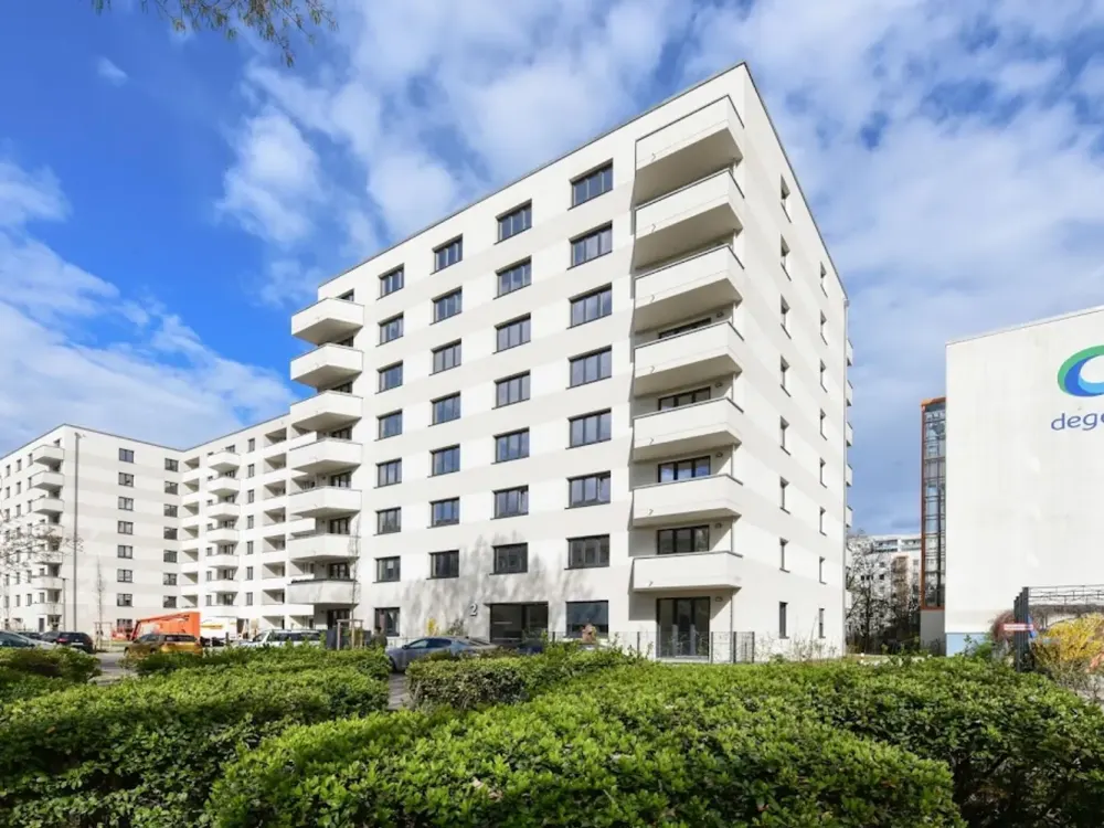 Helle 4 Raum Wohnung mit Balkon