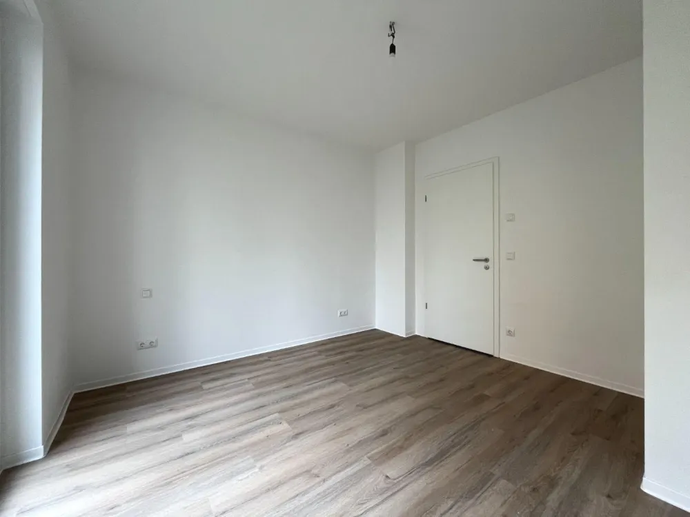 Neubauwohnung mit Terrasse: Geräumige 2-Zimmer - optional mit Einbauküche im Zentrum-Ost