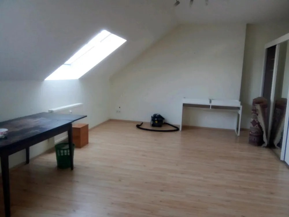 Wohnung z. Miete