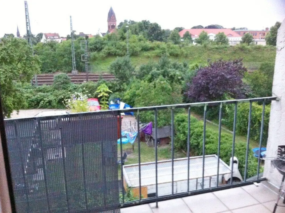 Singlewohnung Nähe Mercedes - Sebaldsbrück - ideal für 1-2 Personen - im DG