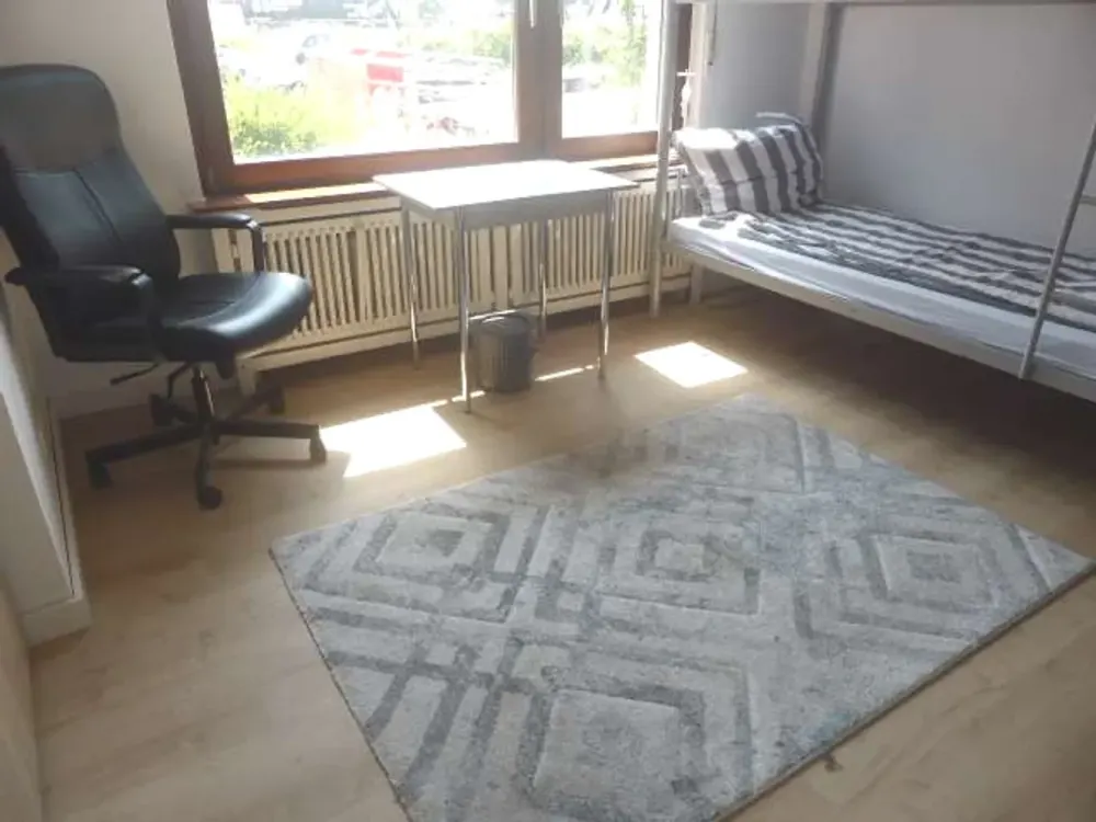 Vermietung nur an Firma: Zimmer für Angestellte, Monteure, Gäste u.a., Hanau