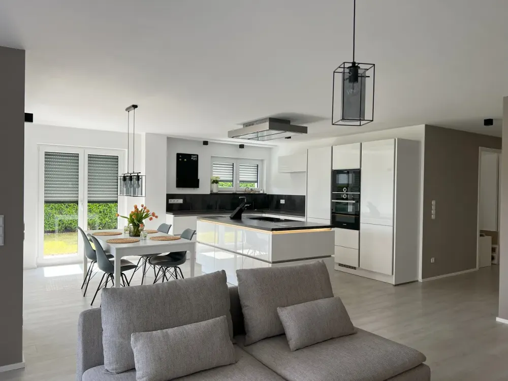 Terrassenwohnung Warmmiete 2.750 Euro in 71334 Waiblingen, kompl. möbliert