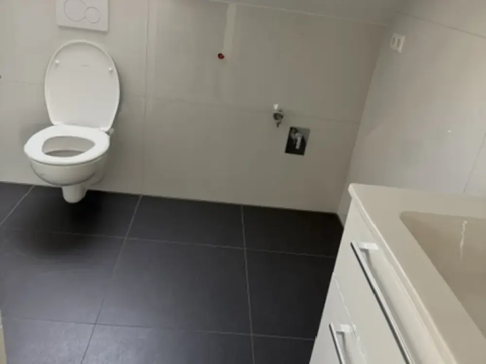 Erstbezug 3 Zimmer mit Terrasse in Top Lage