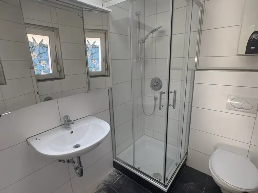 Dreamlike Garden Apartment Completely Renovated