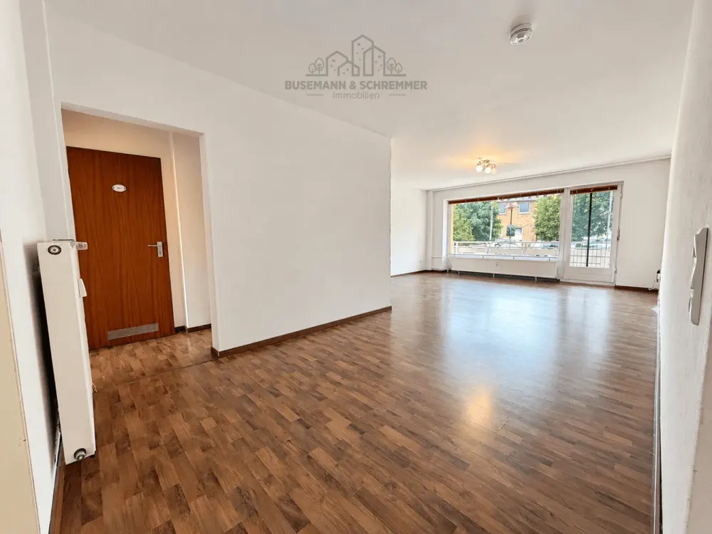 Zentrale 3-Zimmer-Wohnung mit Balkon und Stellplatz in Berenbostel