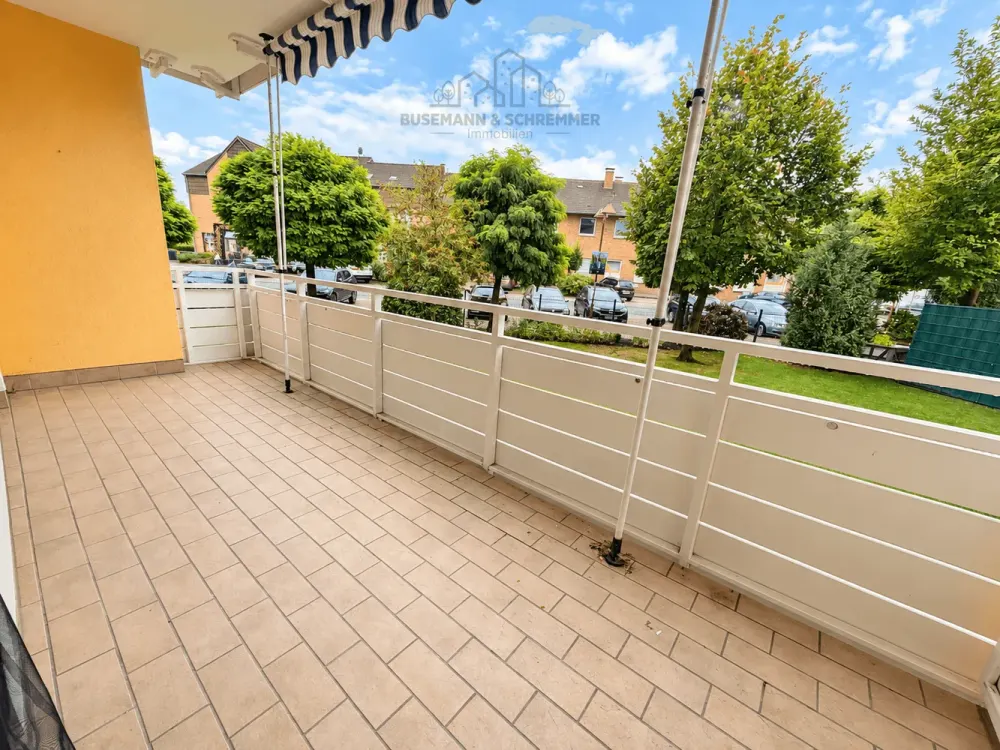 Zentrale 3-Zimmer-Wohnung mit Balkon und Stellplatz in Berenbostel