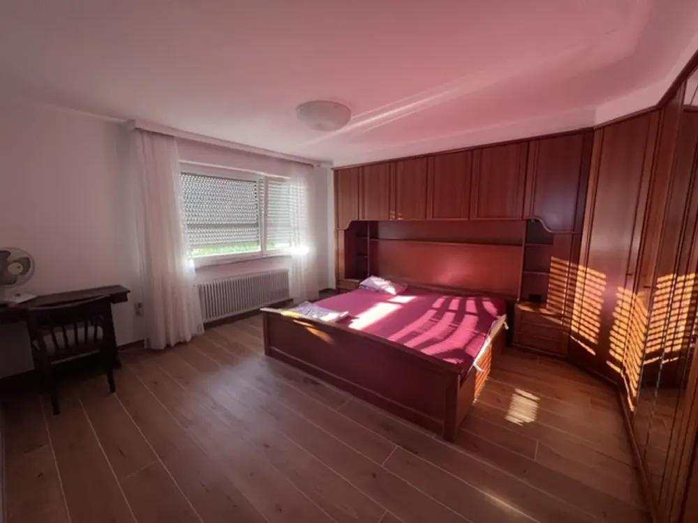 First occupancy after complete renovation in beautiful 2.5-room apartment in Ludwigsburg
