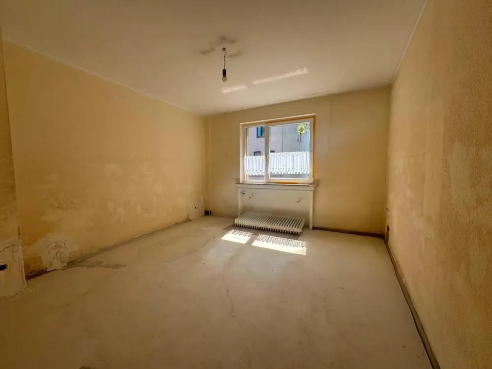 Renovierungsbedürftige 2,5 zimmer Wohnung in Bochum