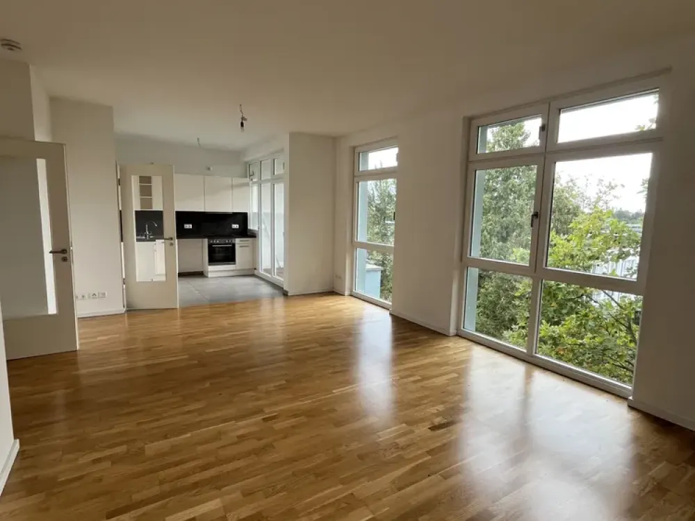 Charmante 3-Zimmerwohnung mit Einbauküche und Balkon in den Ortlergärten